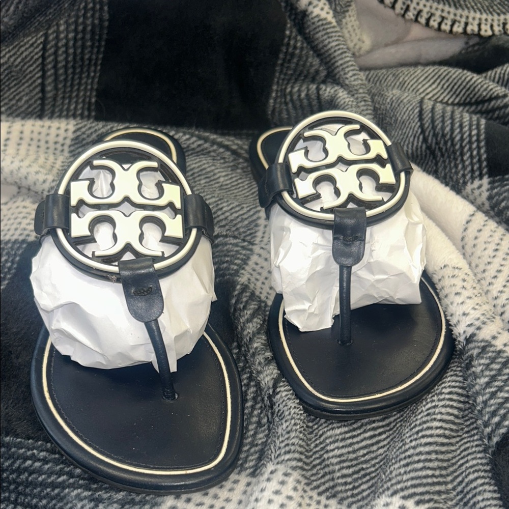 24 hour FALSH SALE!!!!!!Tory Burch Miller sandals